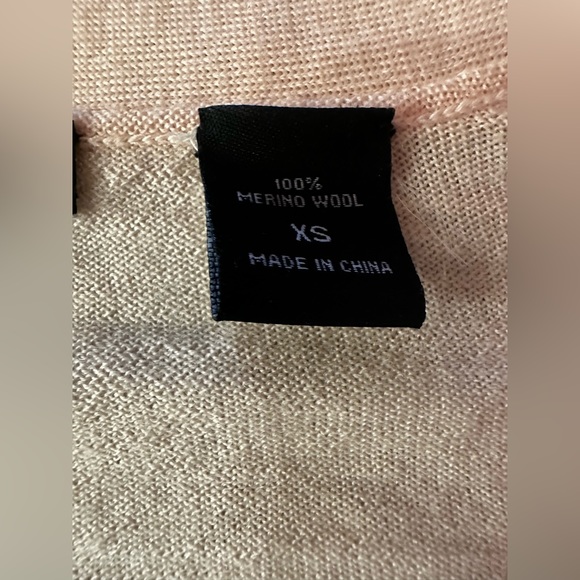 MODA INTERNATIONAL SWEATER/CARDIGAN- LIGHT PINK. SIZE XS - Picture 5 of 7